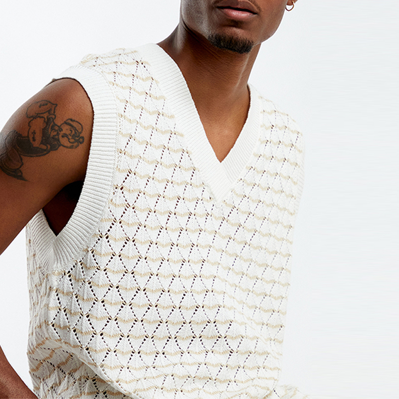 Get custom company sweater vests from hongfeng.custom sweater vest
